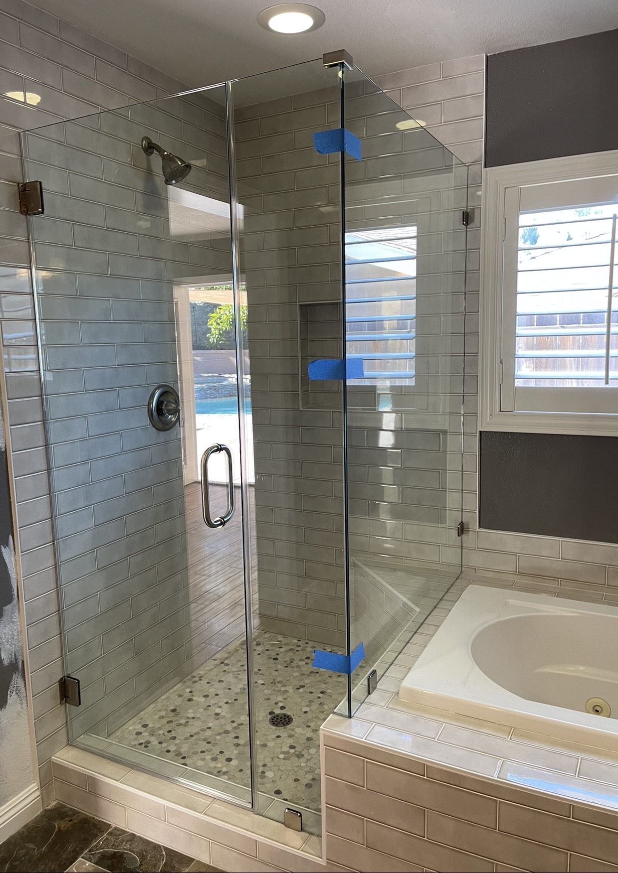 Frameless 90° Return — Shower Doors